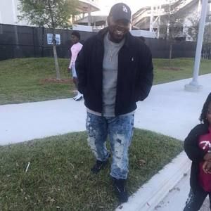 Meet your Posher, Christopher